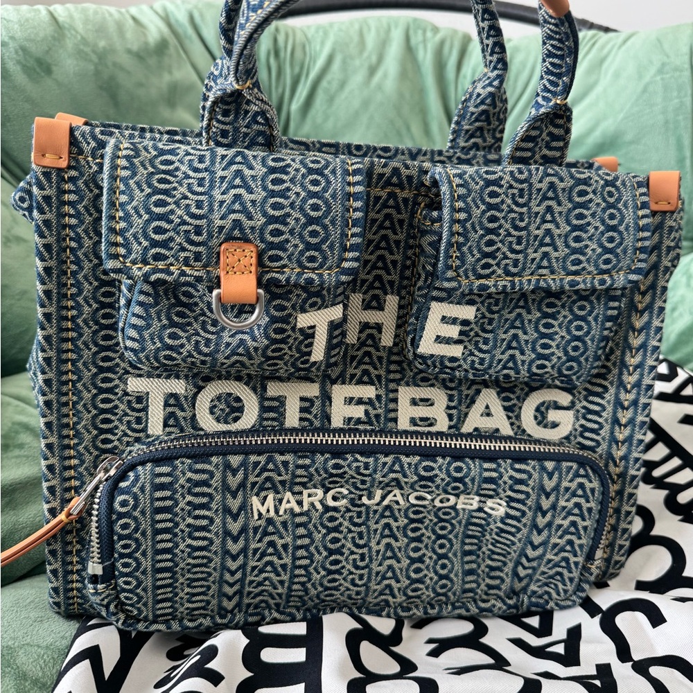 Marc Jacobs The Cargo Monogram Denim Medium Tote Bag - NWT - Picture 2 of 4